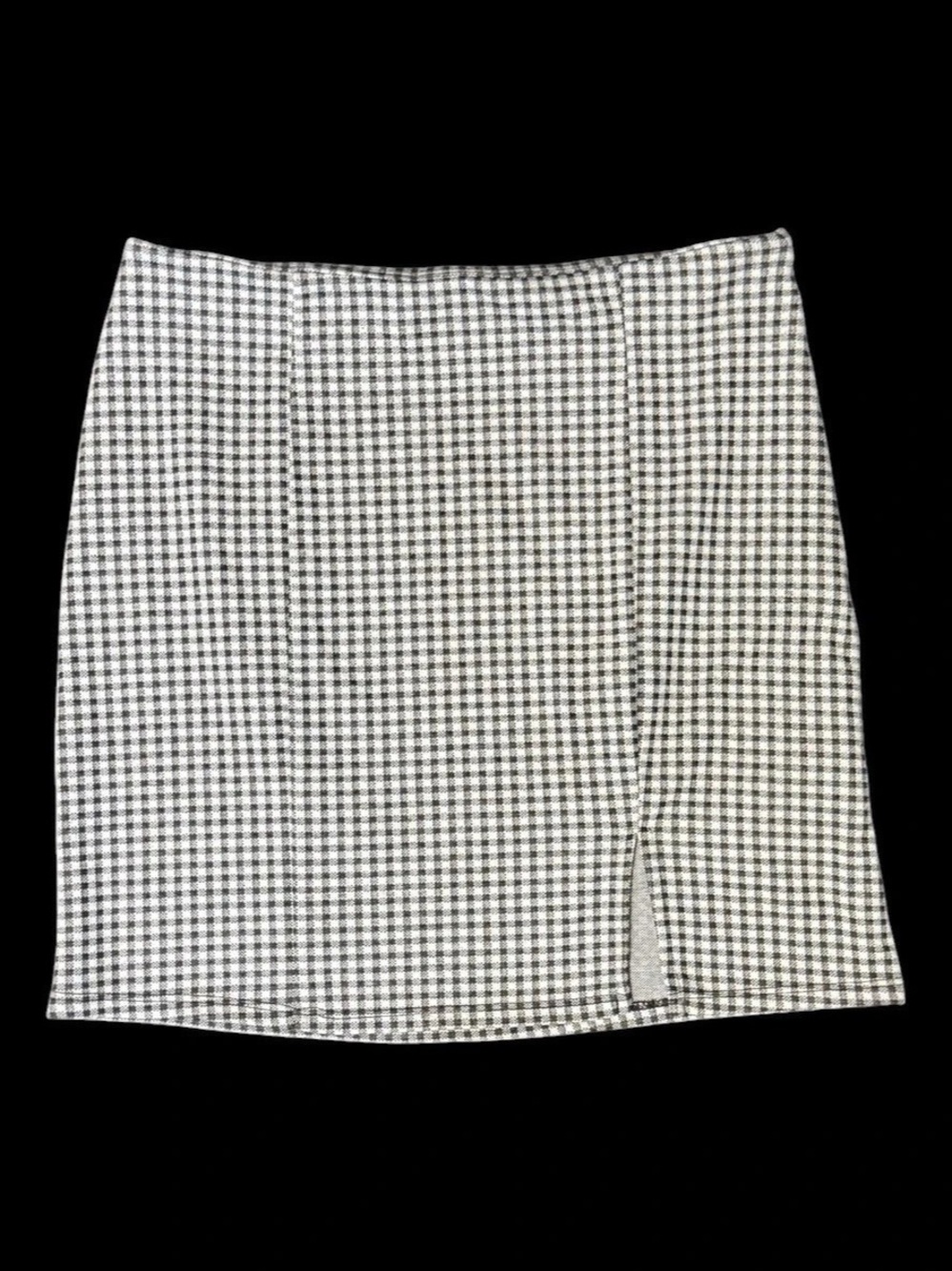 Forever 21 Gingham Mini Skirt in Black & White Size Medium